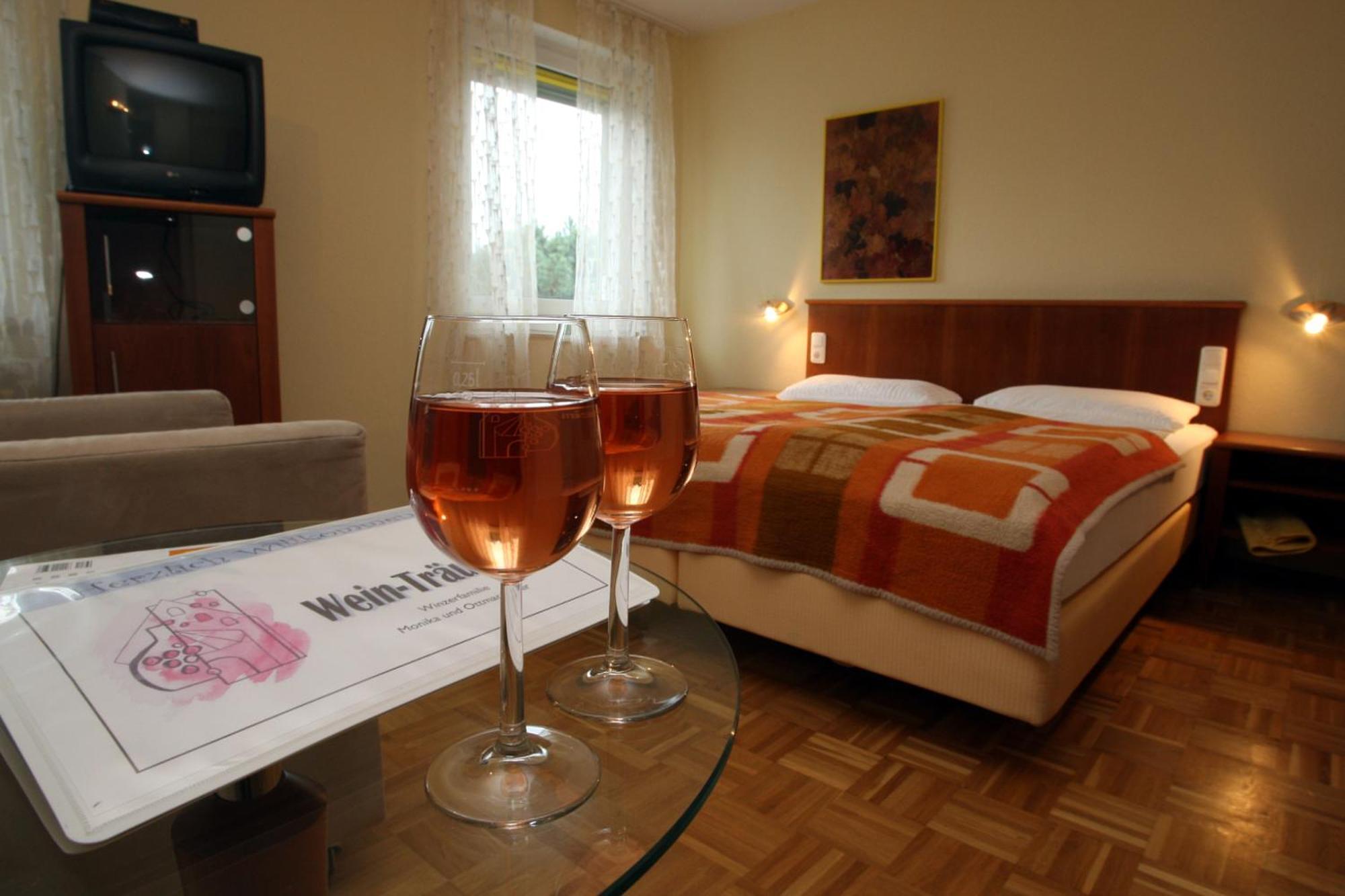 酒之梦境酒店 Thüngersheim 外观 照片