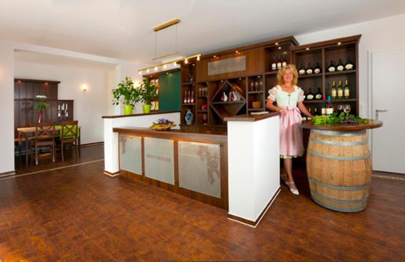 酒之梦境酒店 Thüngersheim 外观 照片